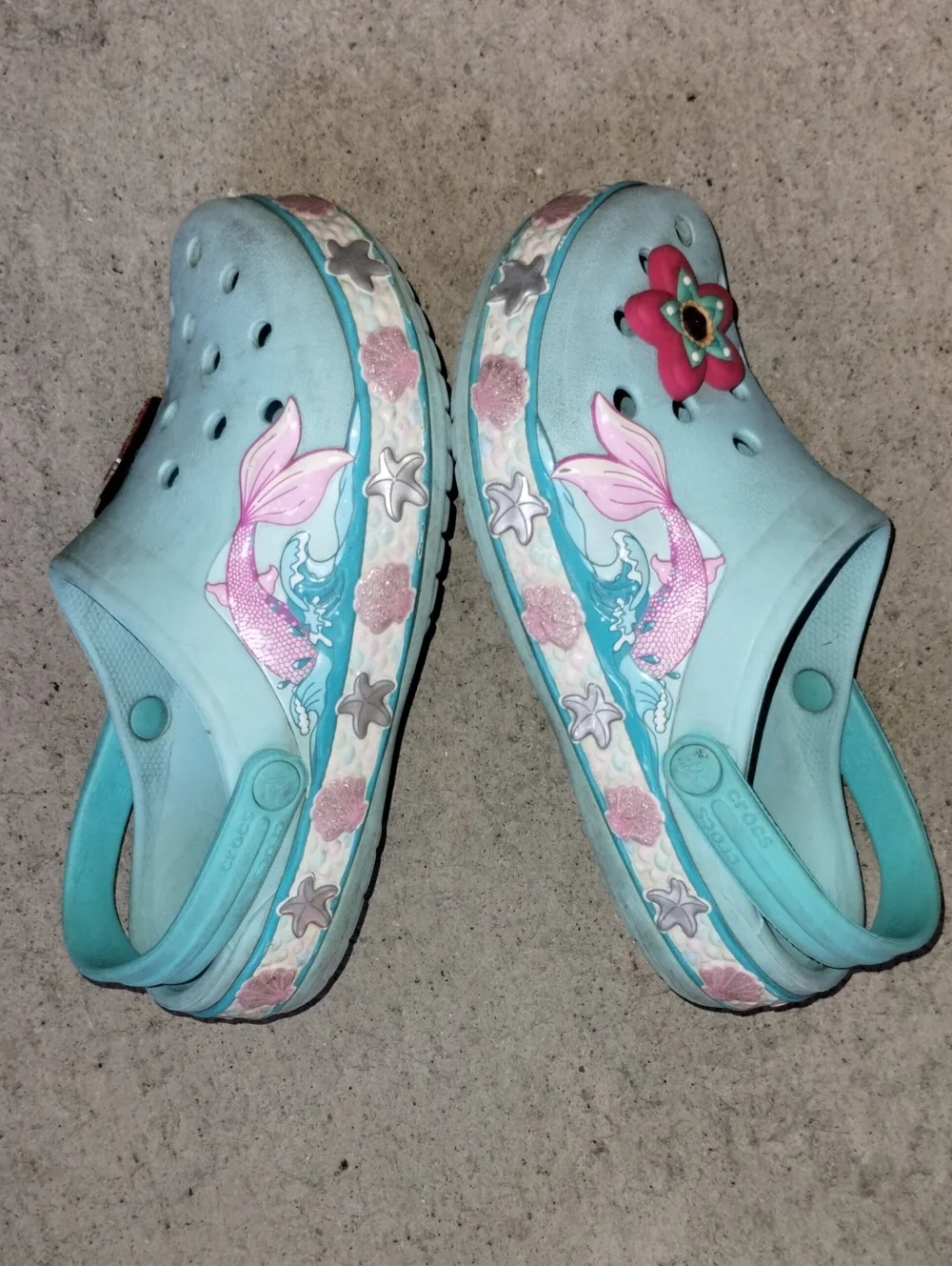 CROCS previously owned